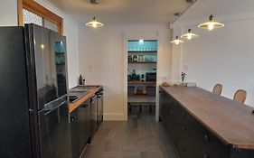 St David'S On James Luxury Apartments